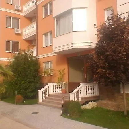 Sea Diamond Апартаменты Slăntjev Brjag